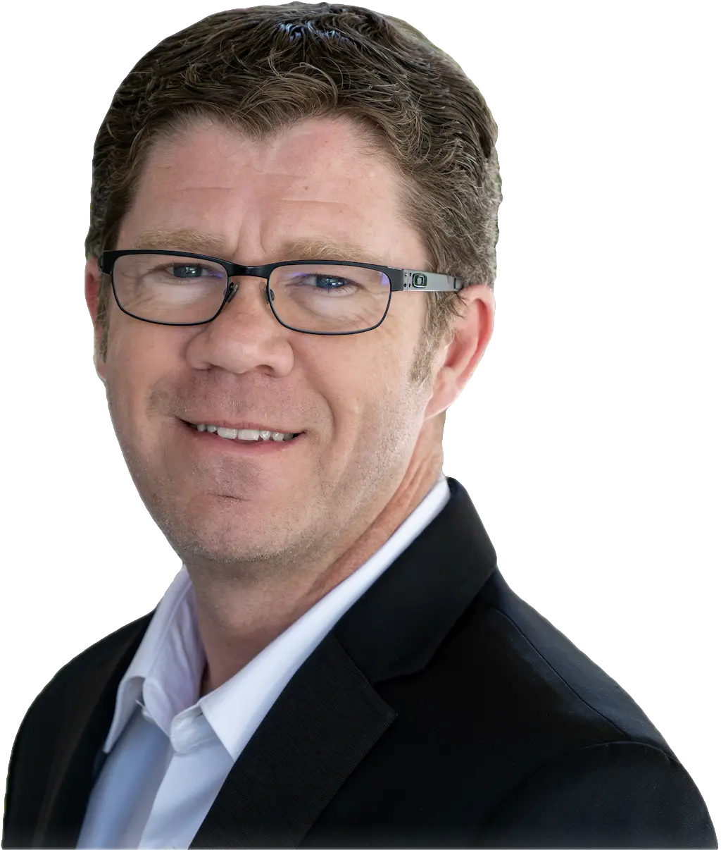 Portrait of Lee Hutchinson